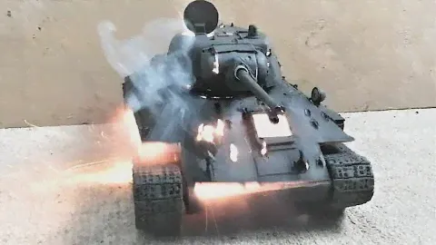 Танк т 34 возгорание от попадания снаряда Strv 103B из пластилина